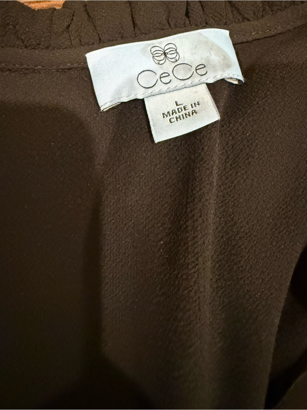 CECE Ruffle Tie Neck - Picture 5 of 6